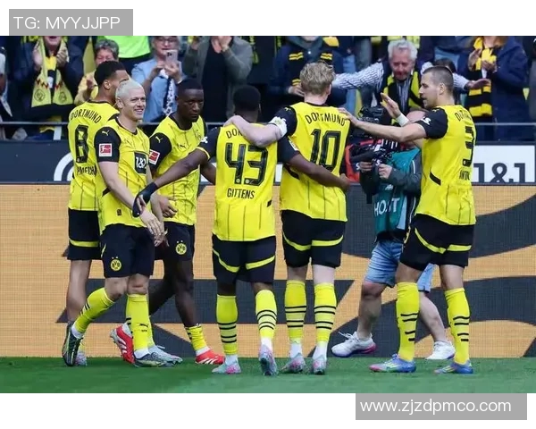 沃尔夫斯堡大胜法兰克福,德甲积分榜飙升至前列 沃尔夫斯堡大胜法兰克福,德甲积分榜飙升至前列